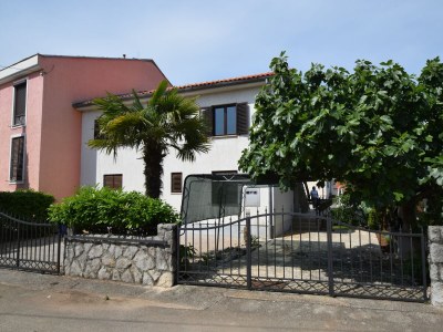 Apartment Two bedroom apartment with terrace Malinska, Krk A-20460-a in Malinska - Apartment