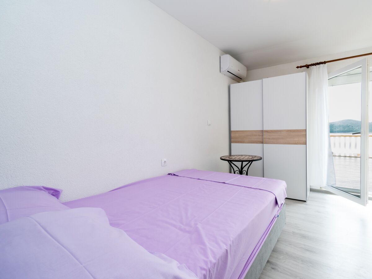 Apartment Studio flat with air-conditioning Posedarje, Novigrad AS-21123-a