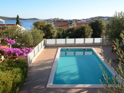 Apartment Two bedroom apartment with terrace and sea view Sevid, Trogir A-21163-a - Outdoor photo 5