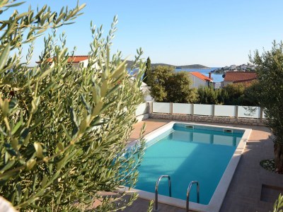 Apartment Two bedroom apartment with terrace and sea view Sevid, Trogir A-21163-b - Outdoor photo 6