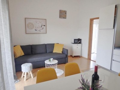 Apartment Two bedroom apartment with balcony and sea view Seline, Paklenica A-21208-b - Outdoor photo 13