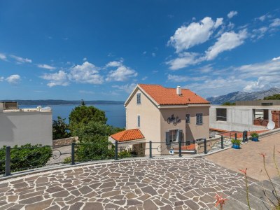 Apartment Two bedroom apartment with terrace and sea view Brela, Makarska A-20708-b in Brela - Apartment
