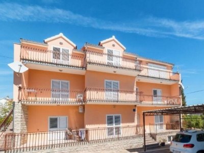 Apartment Two bedroom apartment with terrace Vodice A-21743-a - Outdoor photo 3