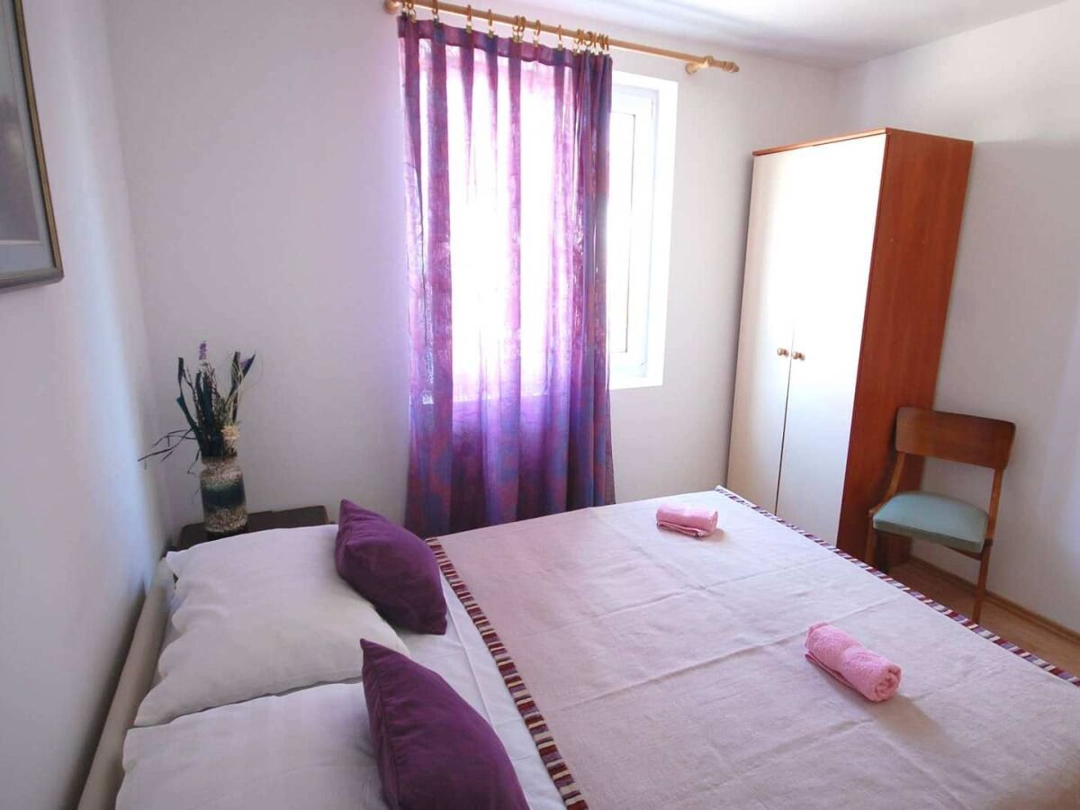 Apartment Two bedroom apartment with balcony Njivice, Krk A-21773-c