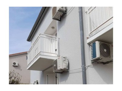 Apartment Two bedroom apartment with balcony Njivice, Krk A-21773-c - Outdoor photo 3