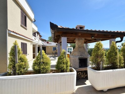 Apartment Three bedroom apartment with terrace and sea view Omišalj, Krk A-20617-b - Outdoor photo 7