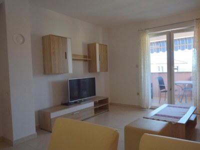 Apartment Two bedroom apartment with balcony Njivice, Krk A-21902-a - Outdoor photo 6
