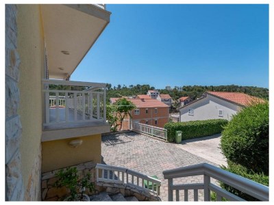Apartment Three bedroom apartment with terrace and sea view Trogir A-21466-a - Outdoor photo 12