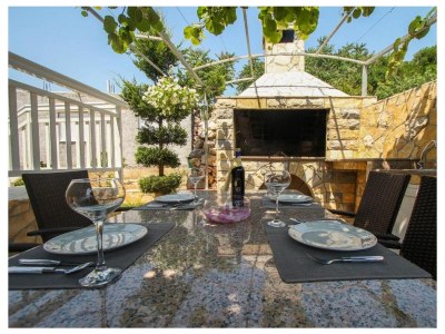 Apartment Three bedroom apartment with terrace Trogir A-21466-b - Outdoor photo 6