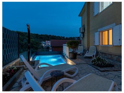 Apartment Two bedroom apartment with terrace Trogir A-21466-c - Outdoor photo 6