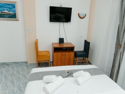 Apartment One bedroom apartment with balcony and sea view Komarna, Neretva Delta - Ušće Neretve A-21938-c - Outdoor photo 9