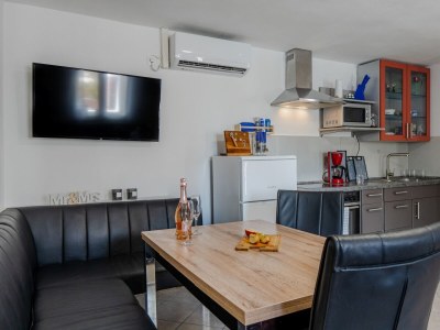 Apartment One bedroom apartment with terrace Vir A-21504-a - Outdoor photo 10