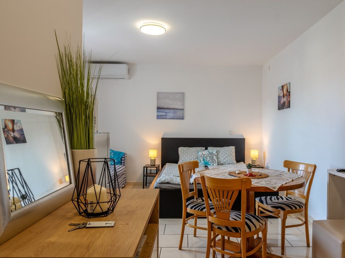 Apartment Apartments by the sea Vir - 21579 - Outdoor photo 5