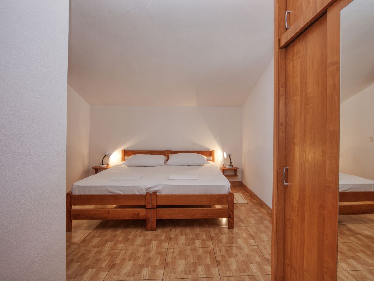 Apartment One bedroom apartment with terrace Vodice A-21593-a