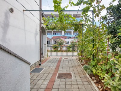 Apartment One bedroom apartment with terrace Vodice A-21593-b - Outdoor photo 16