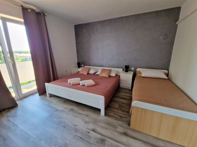 Apartment Two bedroom apartment with terrace and sea view Barbat, Rab A-22167-a - Outdoor photo 13