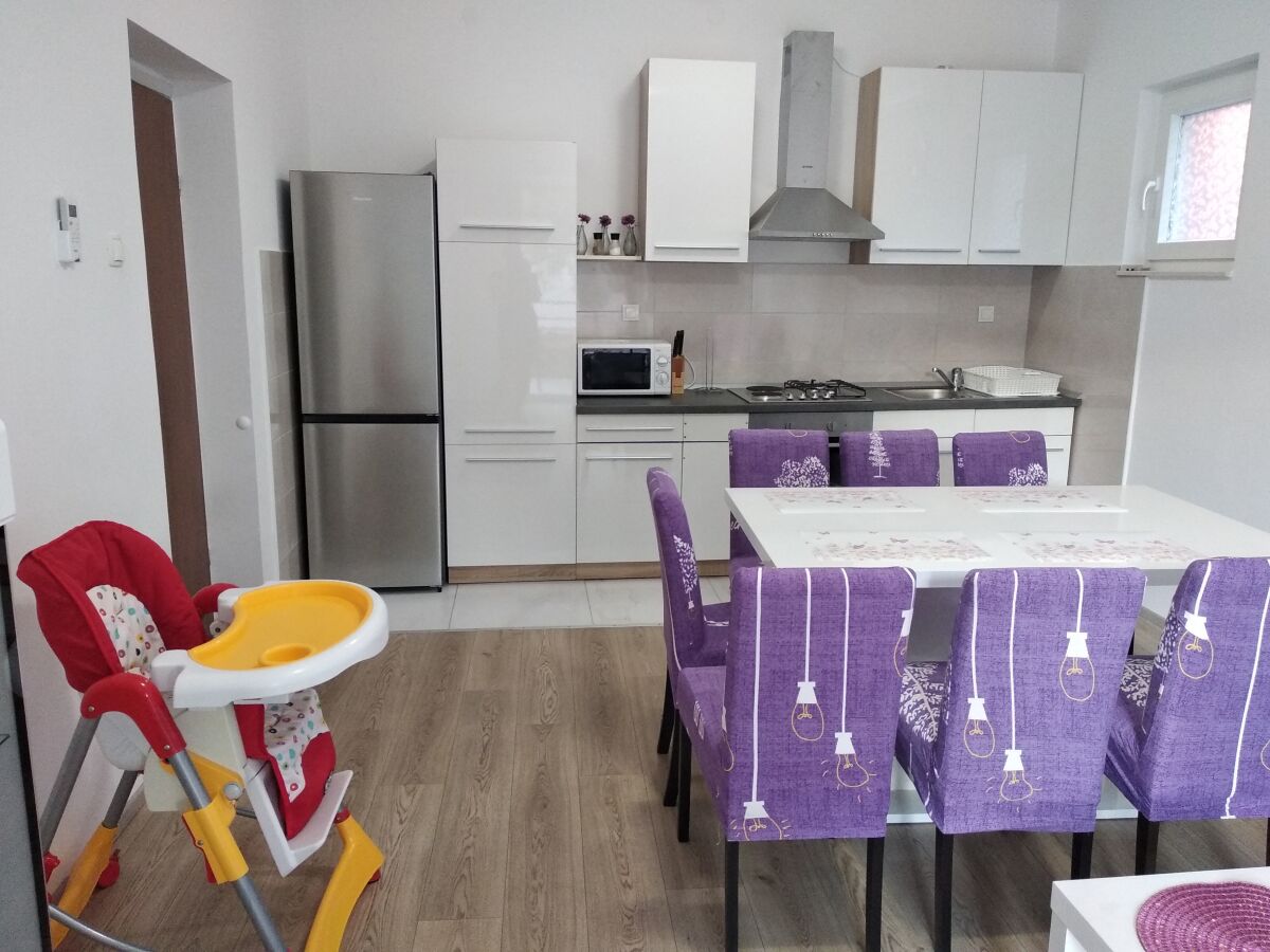 Apartment Two bedroom apartment with terrace Brodarica, Šibenik A-21888-a