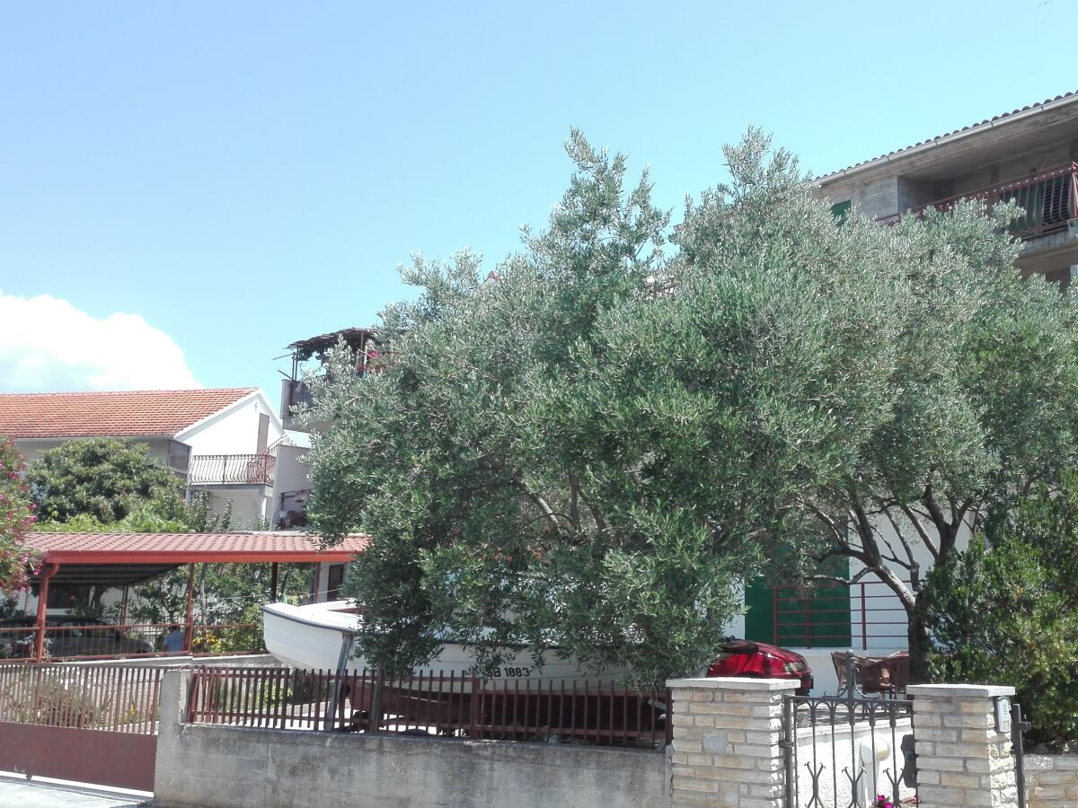 Apartment One bedroom apartment with terrace and sea view Brodarica, Šibenik A-21888-b - Outdoor photo 3