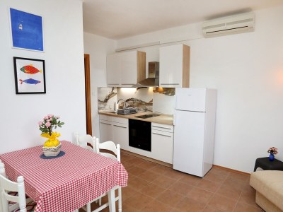 Apartment One bedroom apartment with balcony Okrug Gornji, Čiovo A-22139-a - Outdoor photo 8