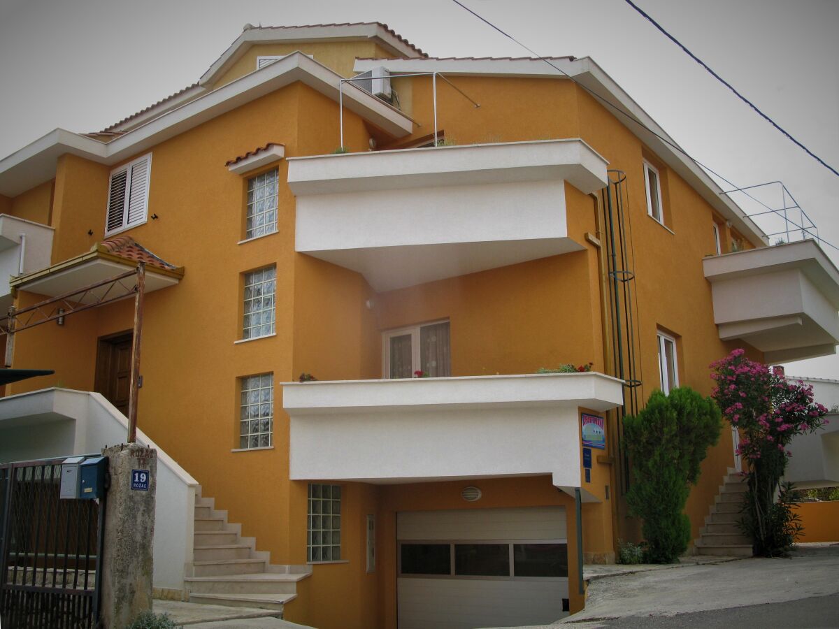Apartment Two bedroom apartment with balcony Okrug Gornji, Čiovo A-22139-c - Outdoor photo 2