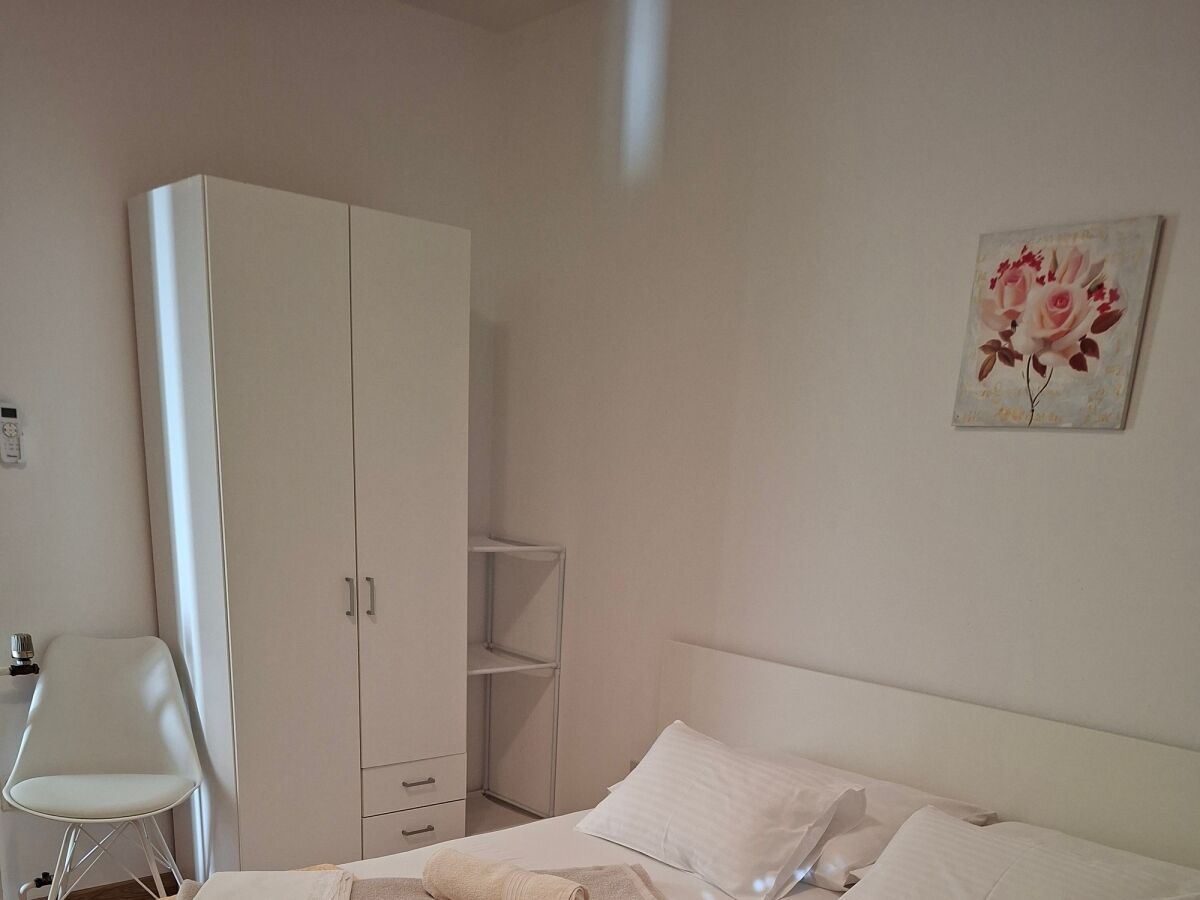 Holiday room with balcony Palit, Rab S-22221-c - Outdoor photo 2