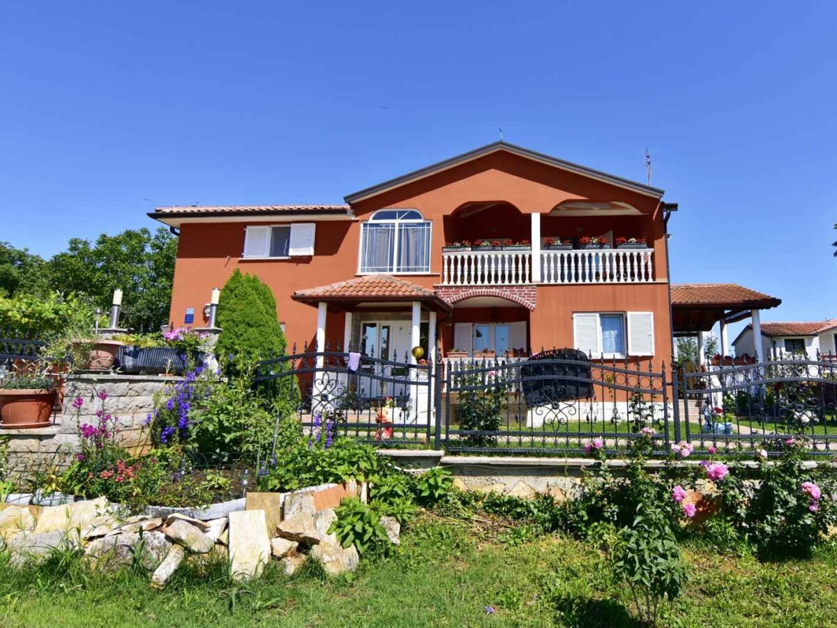 Apartment Two bedroom apartment with terrace Valica, Umag A-22453-a - Outdoor photo 3