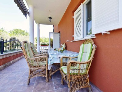 Apartment Two bedroom apartment with terrace Valica, Umag A-22453-b in Umag - Apartment