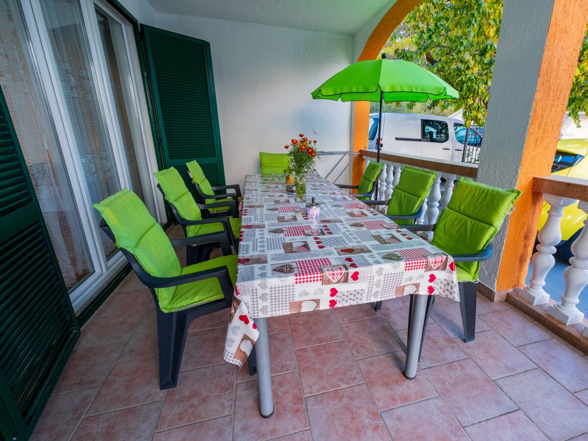 Apartment Three bedroom apartment with terrace Vodice A-22557-c