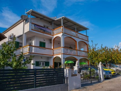 Apartment Three bedroom apartment with terrace Vodice A-22557-c - Outdoor photo 3