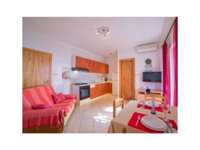 Apartment One bedroom apartment with balcony and sea view Supetarska Draga - Gonar, Rab A-22586-a - Outdoor photo 7