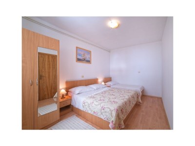 Apartment One bedroom apartment with balcony and sea view Supetarska Draga - Gonar, Rab A-22586-a - Outdoor photo 8