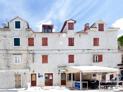 Holiday room with air-conditioning Trogir S-22597-a - Outdoor photo 2