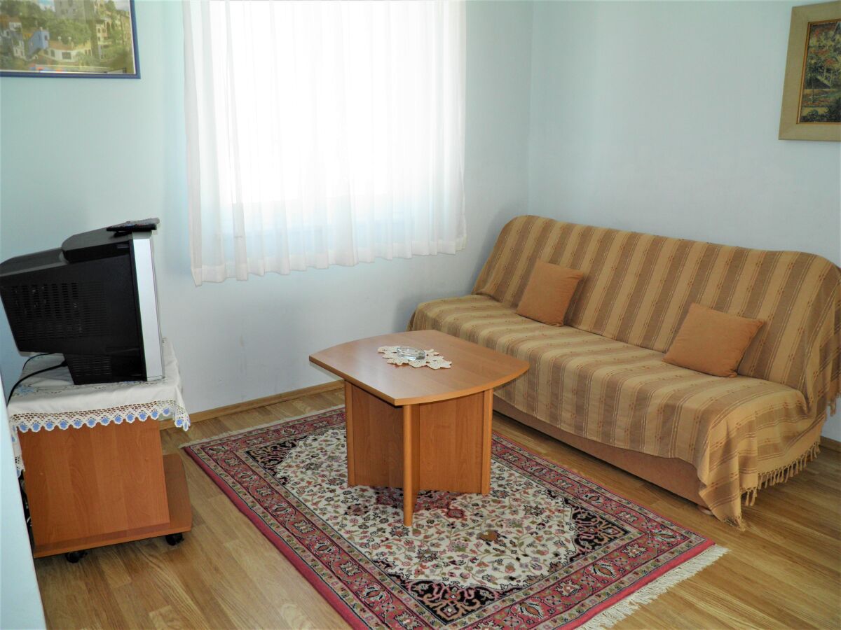 Apartment One bedroom apartment with balcony Baška, Krk A-22662-a - Outdoor photo 4