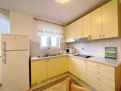 Apartment Two bedroom apartment with terrace Baška, Krk A-22687-a - Outdoor photo 7