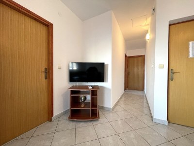 Apartment Two bedroom apartment with balcony and sea view Baška, Krk A-22687-f - Outdoor photo 5