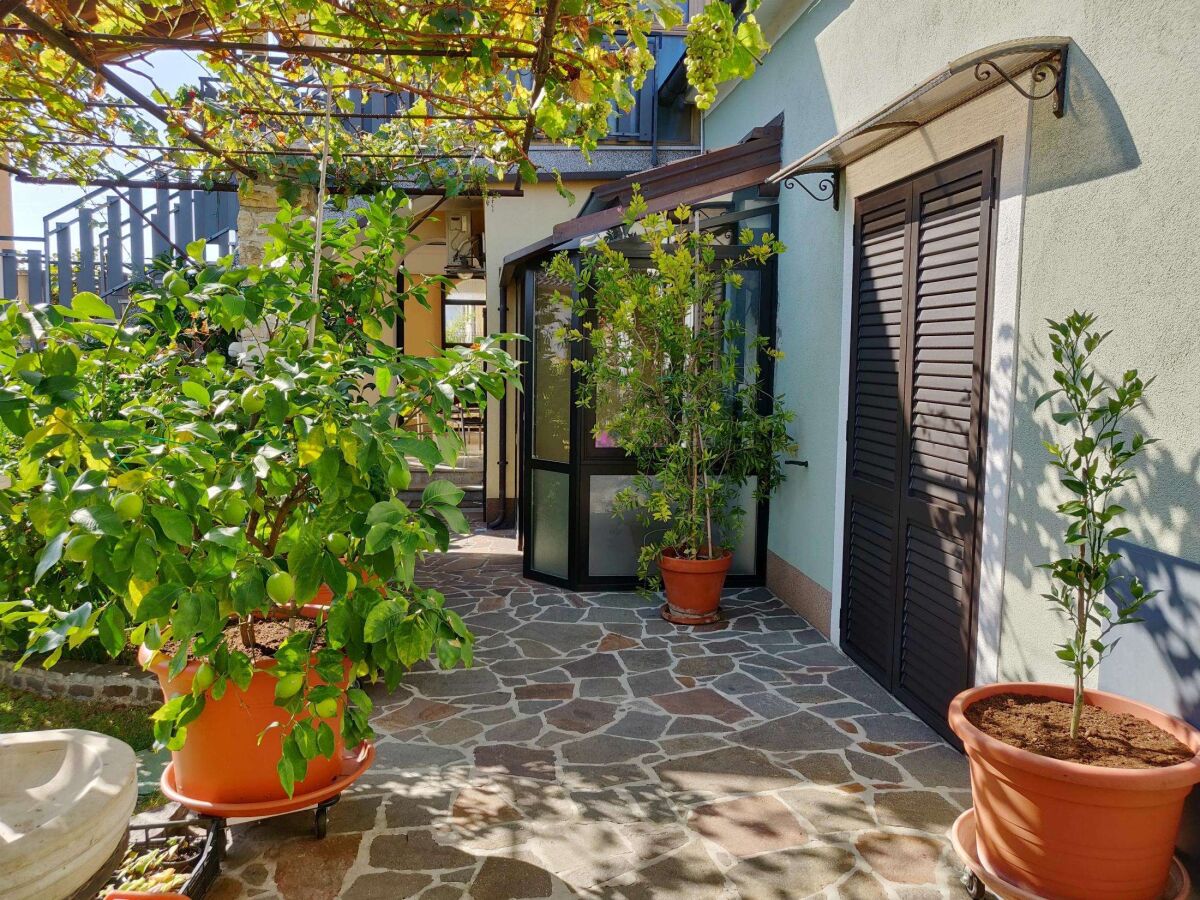 Apartment Two bedroom apartment with terrace Umag A-22722-c - Outdoor photo 4