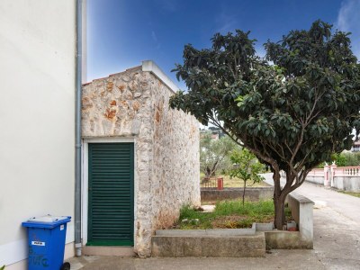 Apartment One bedroom apartment with balcony Murter A-22405-b - Outdoor photo 11
