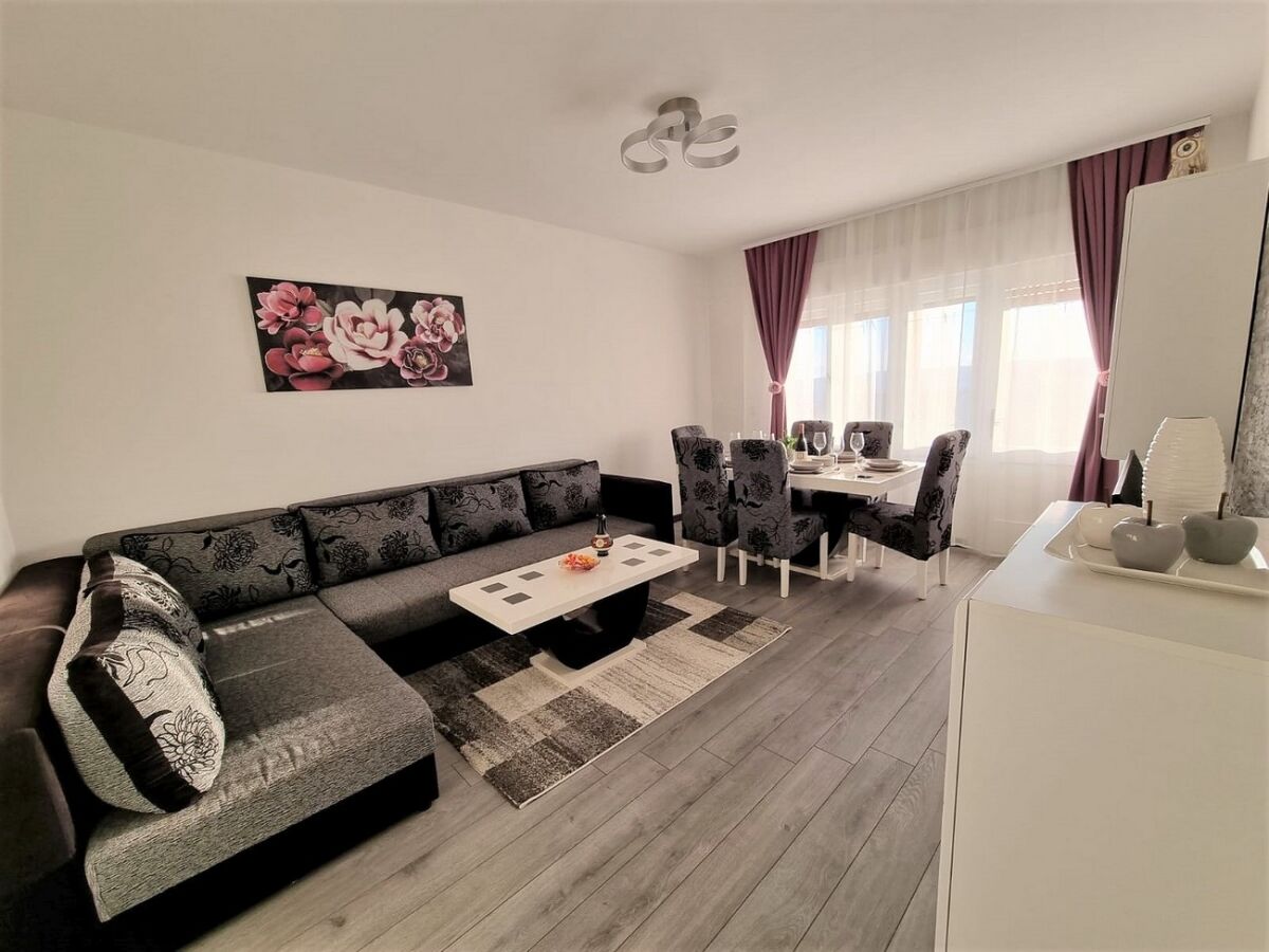 Apartment Two bedroom apartment with terrace and sea view Crikvenica A-22434-a