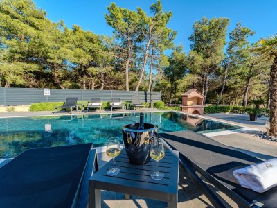 Apartment Two bedroom apartment with terrace Vir - Kozjak, Vir A-22971-c - Outdoor photo 10