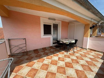 Apartment Two bedroom apartment with terrace and sea view Vrsi - Mulo, Zadar A-23428-a in Vrsi - Apartment