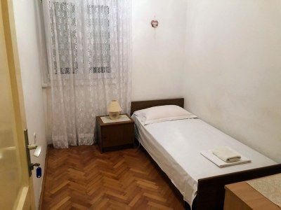 Apartment Three bedroom apartment near beach Drašnice, Makarska A-23448-a - Outdoor photo 15
