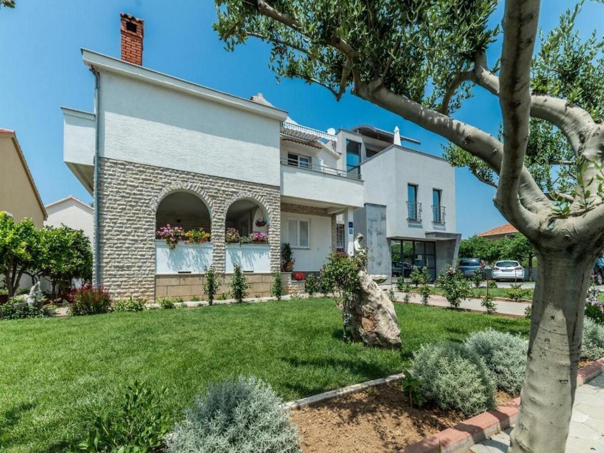Apartment One bedroom apartment with terrace and sea view Privlaka, Zadar A-23472-e - Outdoor photo 2