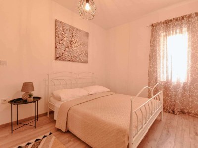 Apartment Two bedroom apartment with terrace Sveti Petar, Biograd A-23091-f in Sveti Filip i Jakov - Apartment