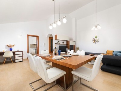 Apartment Two bedroom apartment with terrace Njivice, Krk A-23632-b in Njivice - Apartment