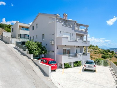 Apartment One bedroom apartment with balcony and sea view Seget Donji, Trogir A-23273-b - Outdoor photo 6