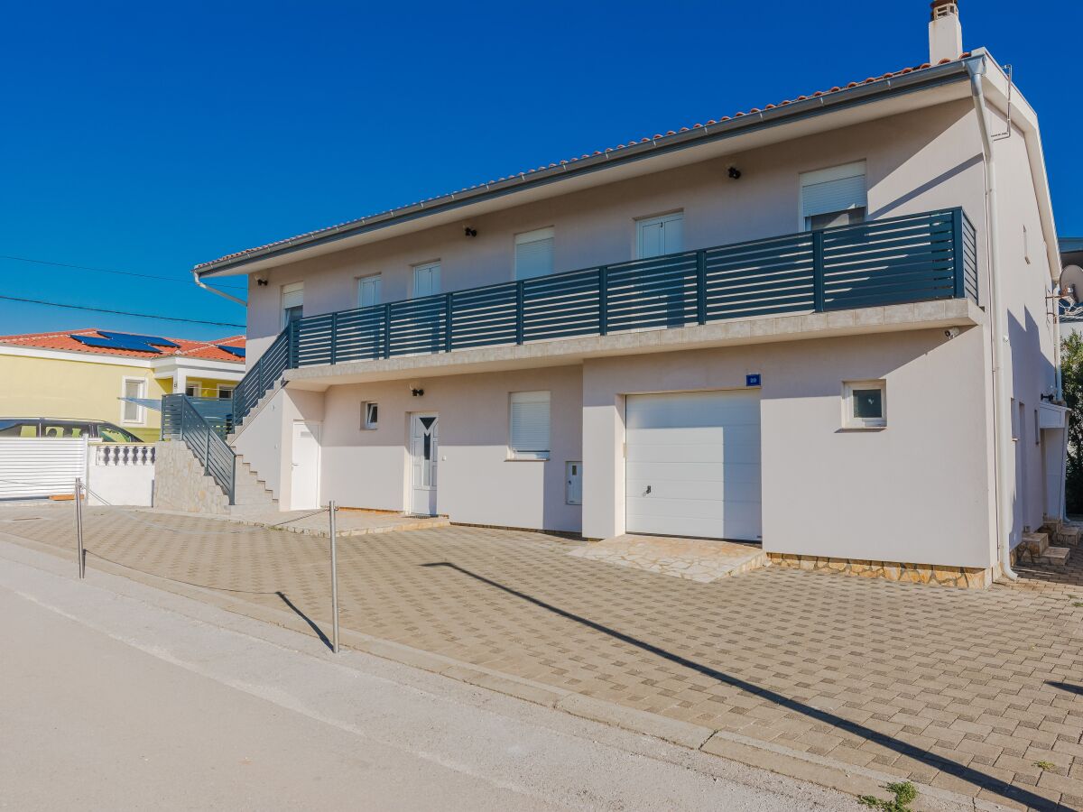 Apartment One bedroom apartment with balcony and sea view Vir A-23562-a - Outdoor photo 2
