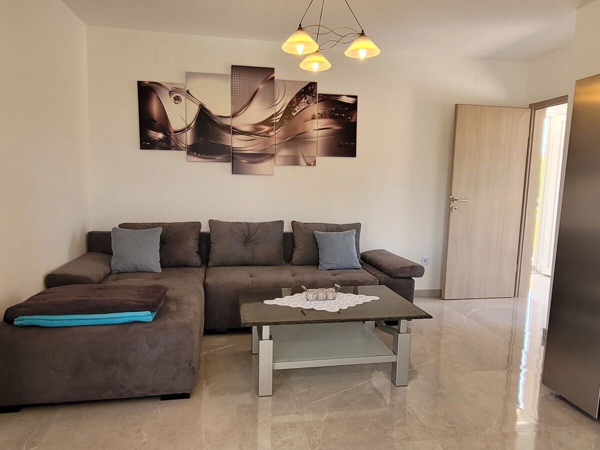 Apartment One bedroom apartment with balcony Sveti Anton, Krk A-23321-a - Outdoor photo 4