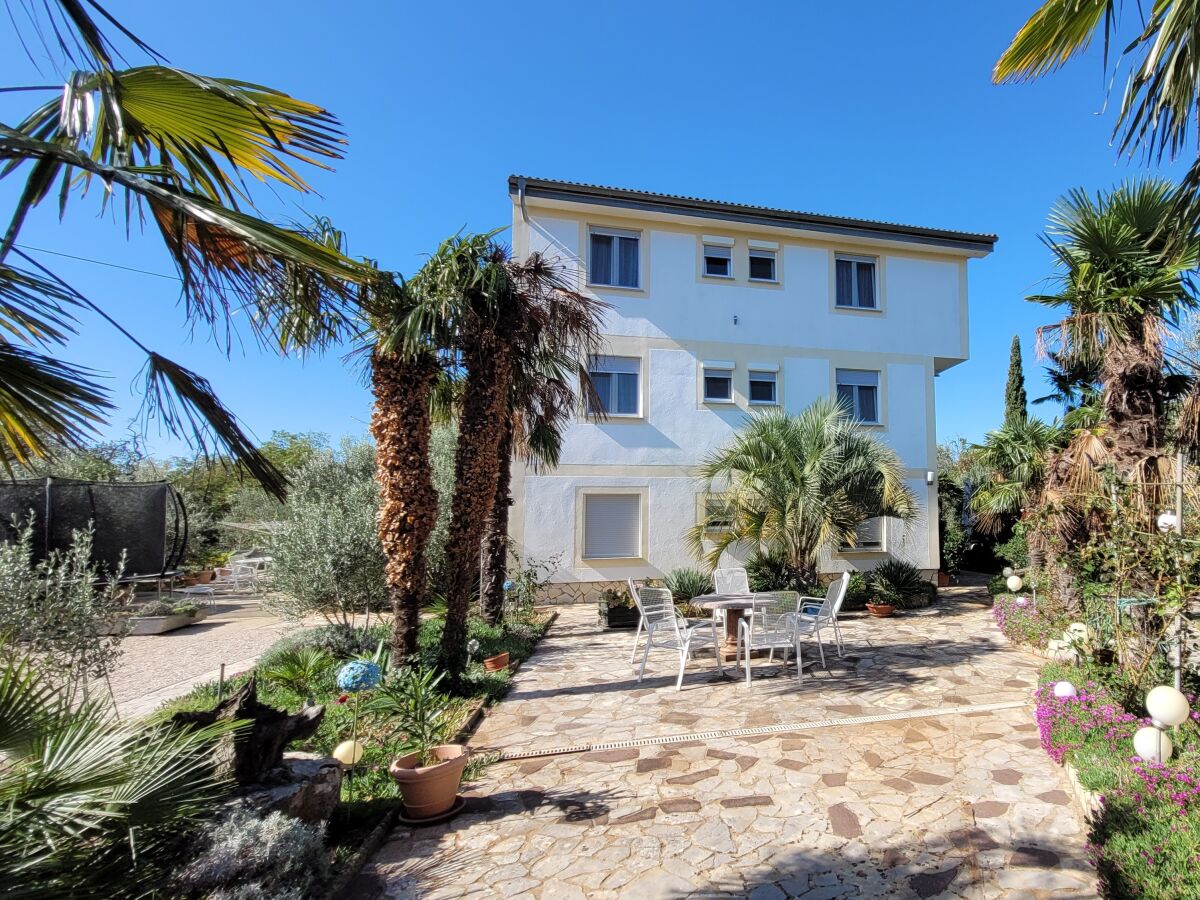 Apartment One bedroom apartment with air-conditioning Milovcici, Krk A-23577-a - Outdoor photo 3