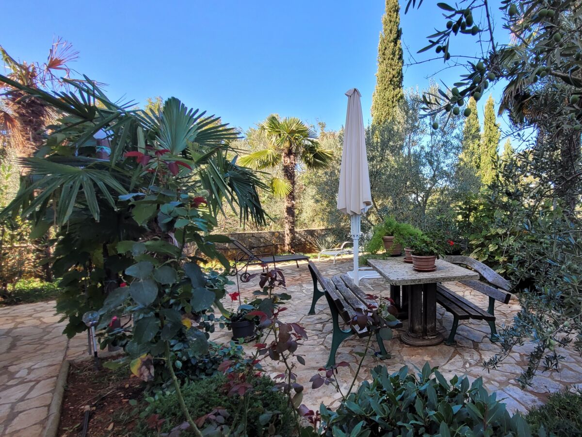 Apartment One bedroom apartment with air-conditioning Milovcici, Krk A-23577-a - Outdoor photo 4