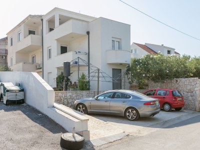 Apartment One bedroom apartment near beach Slatine, Čiovo A-23332-e - Outdoor photo 9